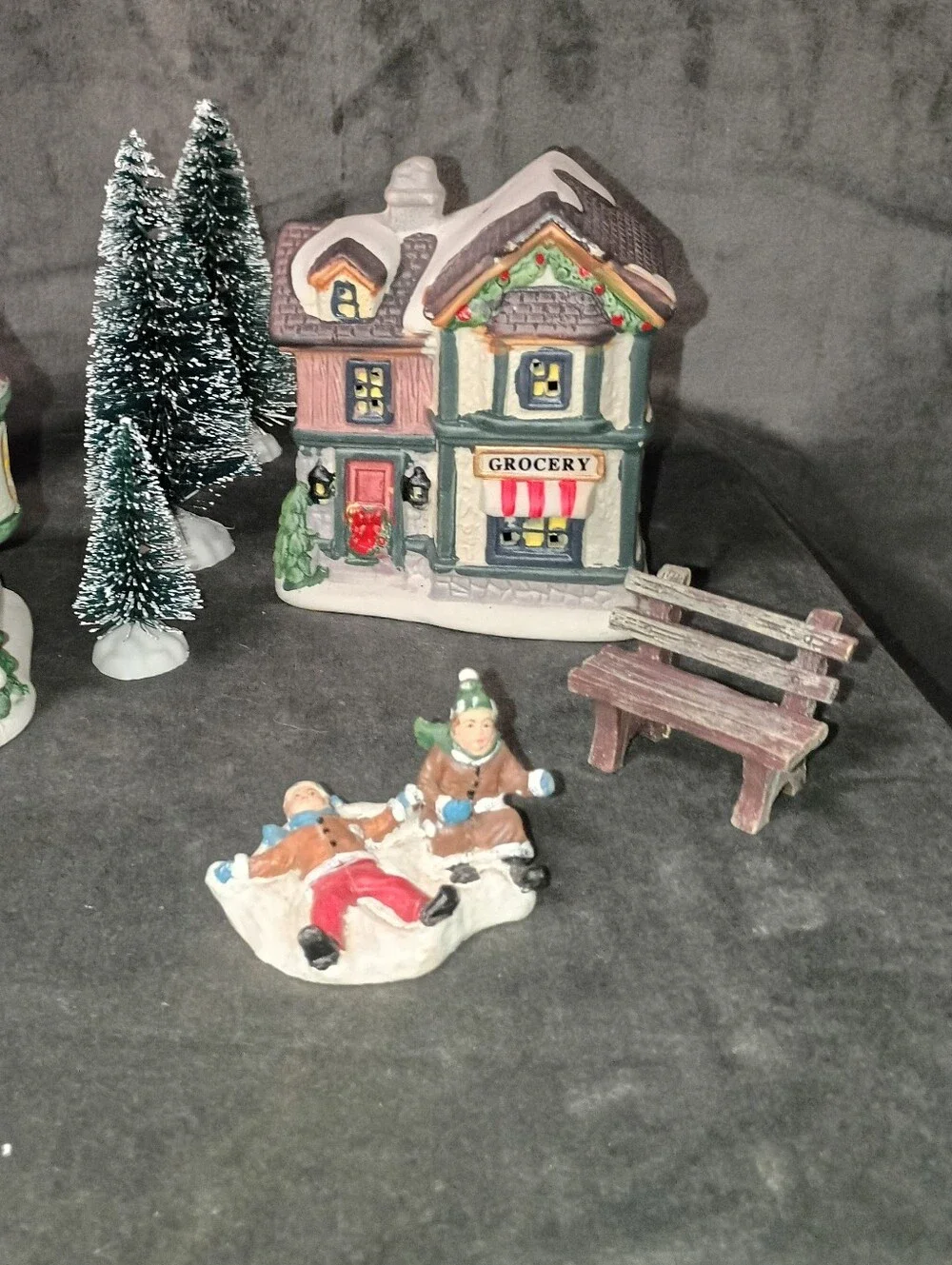 Ceramic Christmas Village 3 Buildings, 3 Figures, 7 Trees And 2 Benches EUC